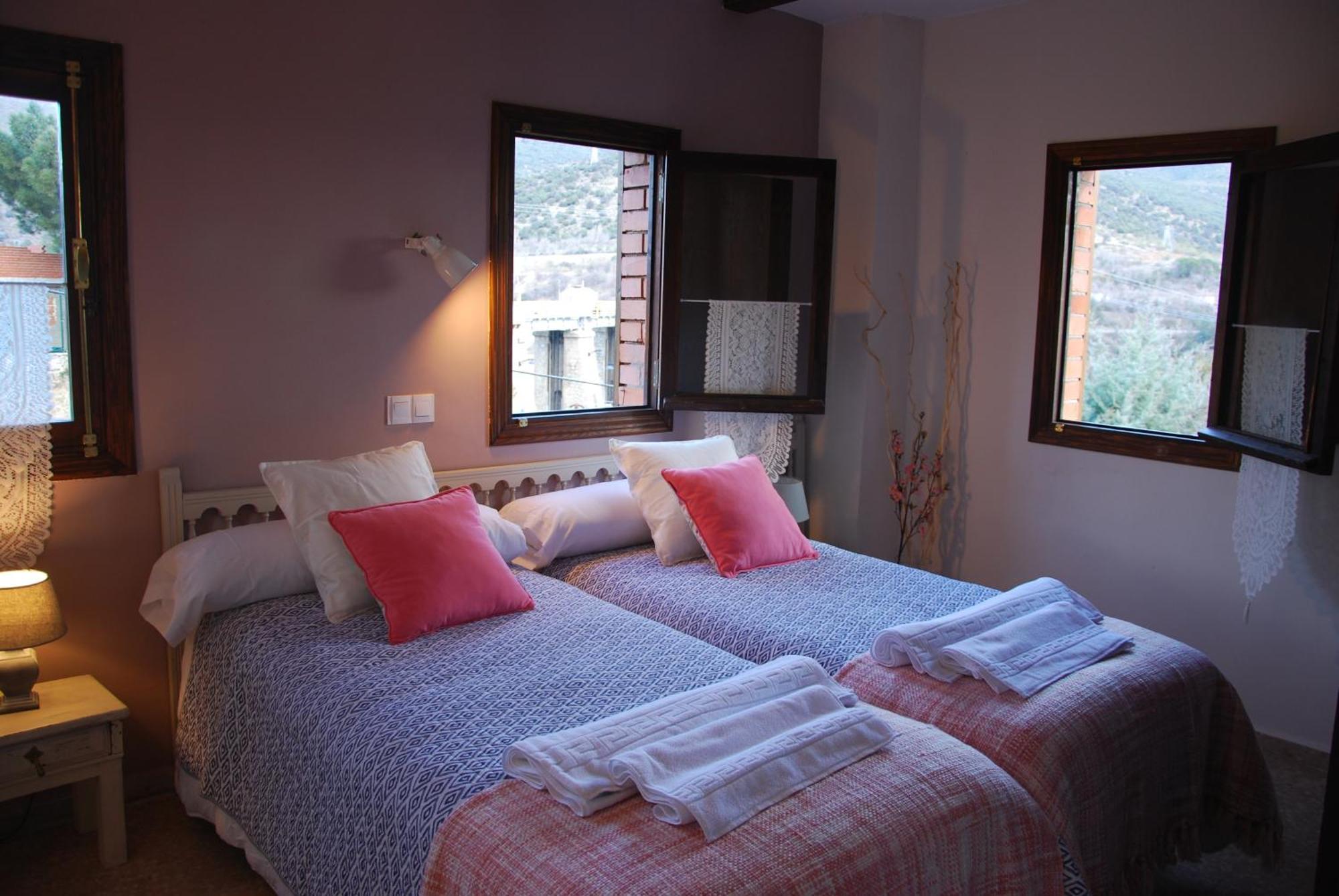 Hotel Rural Don Burguillo El Tiemblo Eksteriør bilde